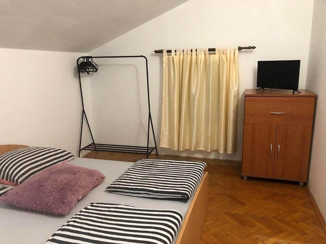 Danyja Apartments Свети свети Филип и Яков Екстериор снимка
