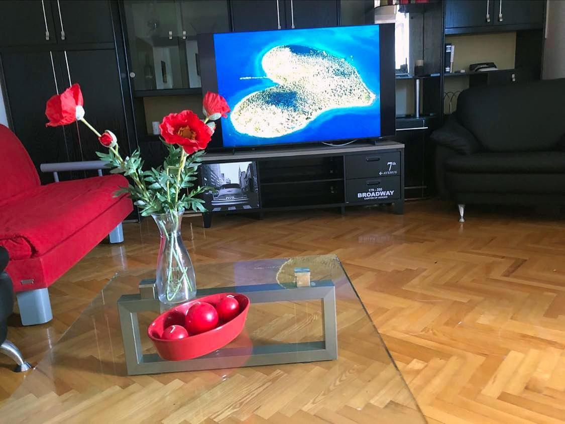 Danyja Apartments Свети свети Филип и Яков Екстериор снимка