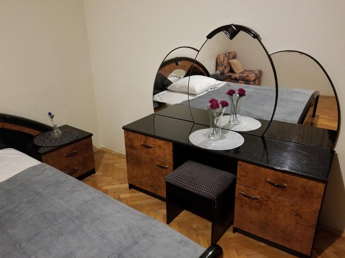 Danyja Apartments Свети свети Филип и Яков Екстериор снимка